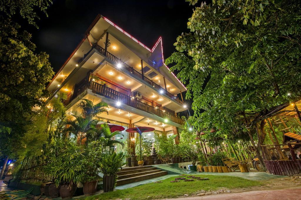 Hotel Mega Stars Mandalay Buitenkant foto